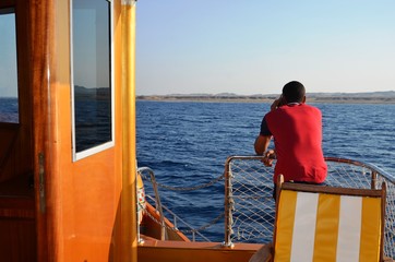 Bateau de plaisance « Néfertari » au large de port Ghalib (Egypte)
