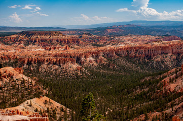 Fototapeta na wymiar Amphitheater from Inspiration Point at dawn, Bryce Canyon National Park, Utah, United States of America. National Park at Navajo Loop Trail.