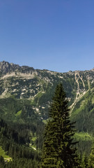 Fototapeta na wymiar Smartphone HD wallpaper of beautiful alpine view at Berchtesgaden - Bavaria - Germany