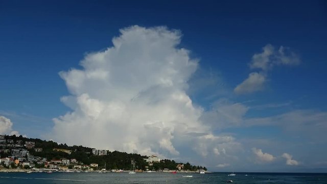 Wolken &uuml;ber Rabac