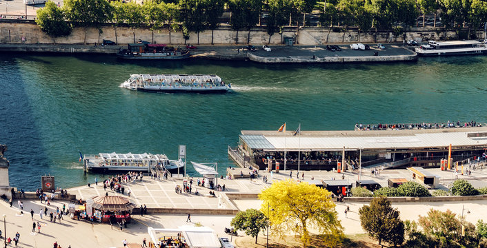 Tourist boat tours on Siene river near Trocadero in Paris, France