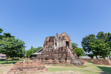 Fototapeta na wymiar (Ancient Town) Prang Temple Chulamanee