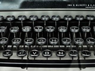 Typewriter 