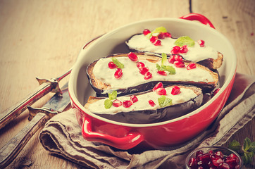 Grilled eggplants with sauce