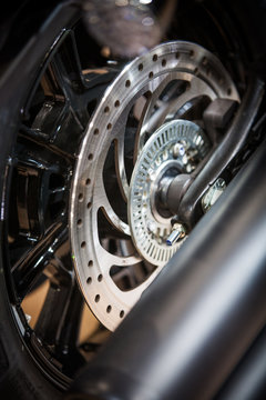 Motorcycle double disk brake