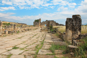 Fototapeta na wymiar Hierapolis ancient city, Turkey