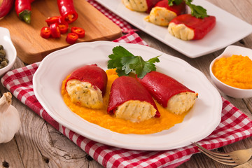 Stuffed piquillo peppers with cod. 
