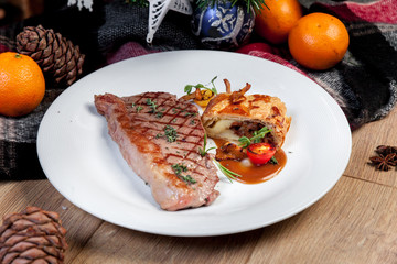  Steak with mushrooms, New Year's menu