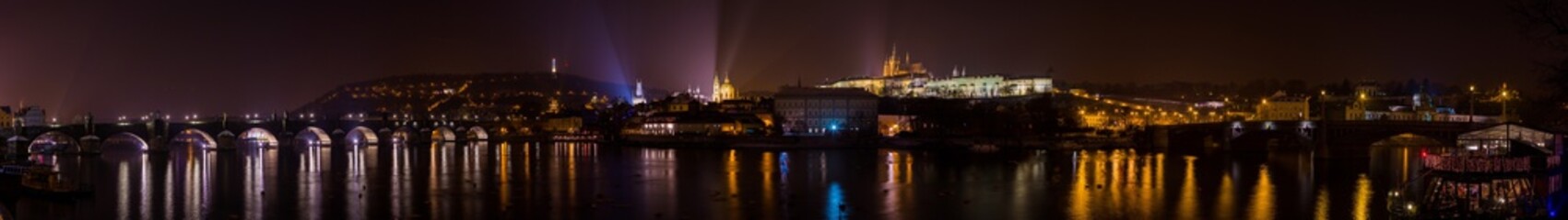 Fototapeta na wymiar Praga, panorama