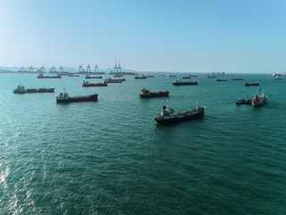 Fototapeta na wymiar Oil Ship tanker or gas LPG parking in the sea for unload oil to refinery.