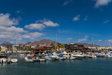 Fototapeta na wymiar Canary islands lanzarote urban view water harbour