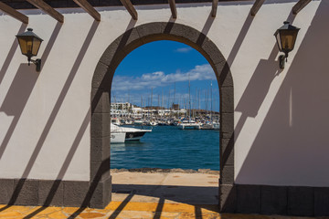 Obraz na płótnie Canvas Canary islands lanzarote urban view water harbour