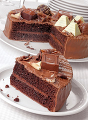 BELGIAN CHOCOLATE CAKE SLICE