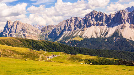 Fototapeta na wymiar Beautiful view onto the Dolomites from the Plose near Brixen (Bressanone), North Italy