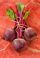 WHOLE BEETROOT