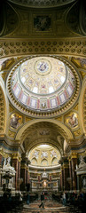 Fototapeta na wymiar Budapest, Basilica Santo Stefano