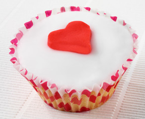 SINGLE CUP CAKE / FAIRY CAKE