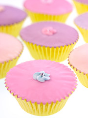 PASTEL COLOURED CUP CAKES / FAIRY CAKES
