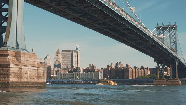 Summer day at the Manhattan Bridge