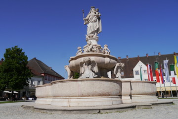 Marienbrunnen am Kapellplatz in Altötting