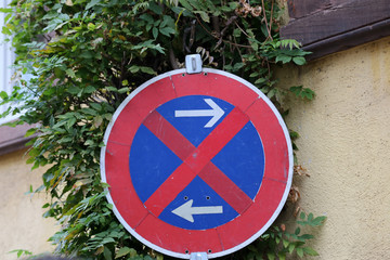 Stop is prohibited with a coverage area