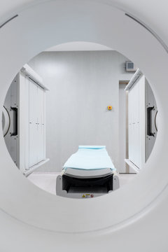 rezonans magnetyczny badanie