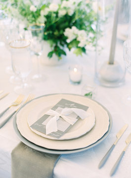 Place setting at wedding reception