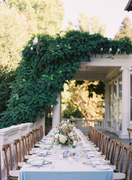 Place settings at a wedding reception