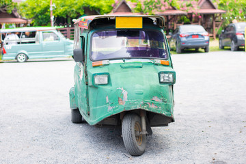 car tuktuk transportation