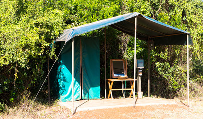 Toilettenzelt in Afrika