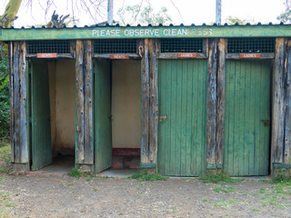 Toilettenhäuser, Safari Nationalpark Kenia