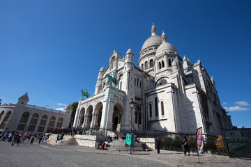 Fototapeta na wymiar PARIS, FRANCE, SEPTEMBER 7, 2018 - Sacre-Coeur Basilique in Montmartre Paris, France