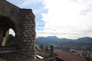 VILLAGE MEDIEVAL DE CREST - DROME PROVENCALE - FRANCE