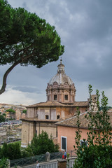 Obraz premium Rome, Italy: cityscape with pines 