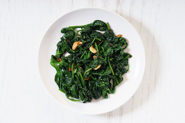 garlic sauteed spinach