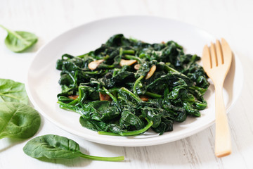 garlic sauteed spinach