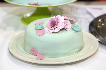 Edible Flower Cake
