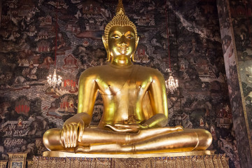 Phra Sri Sakyamuni Buddha at Wat Suthat