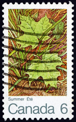 Postage stamp Canada 1971 maple leaves in summer