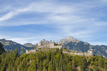 Fototapeta premium Ruine Ehrenfels in Tirol