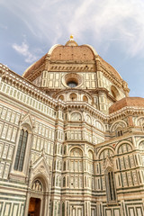 Fototapeta na wymiar Basilica of Saint Mary of the Flower is the main church of Florence