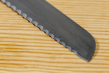 Close of the blade of a bread knife