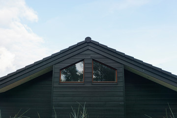 Seitenfront eine dänischen Holzhauses