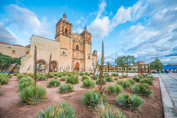 Beautiful view of Santo Domingo Old Monastery in Oaxaca, Mexico - obrazy, fototapety, plakaty