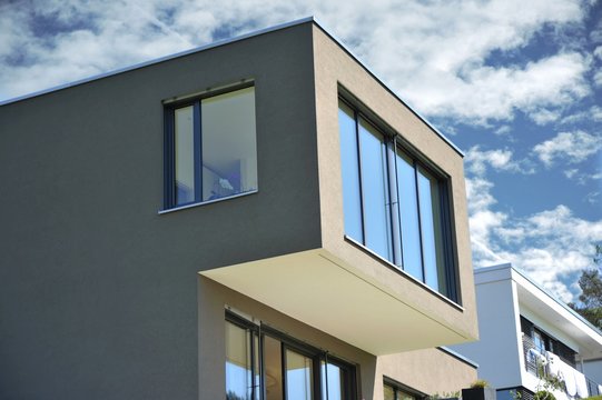 Fassade eines modernen Geb&auml;udes