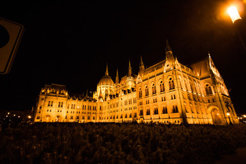 Fototapeta na wymiar Vista noturna da cidade de Budapeste na Hungria