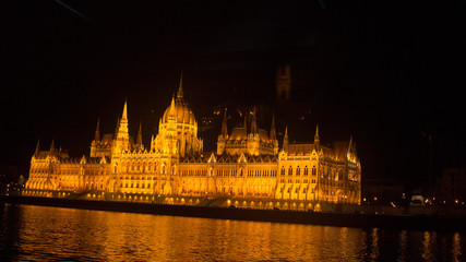 Vista noturna da cidade de Budapeste na Hungria