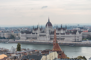 Fototapeta premium Prédio antigo na cidade de Budapeste