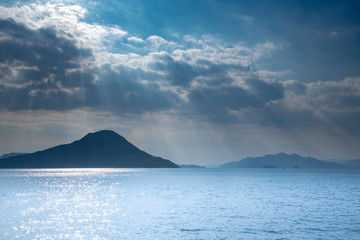 瀬戸内海　広島湾の海と雲