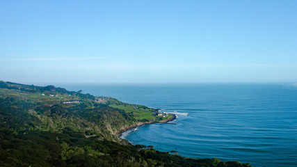 Raglan surf from above
